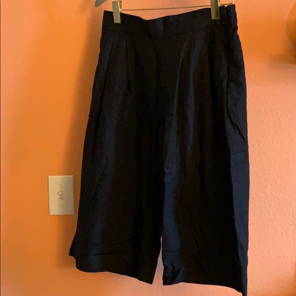 Wide leg crop